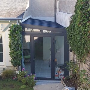 véranda sur mesure gris anthracite pour veranda d entrée